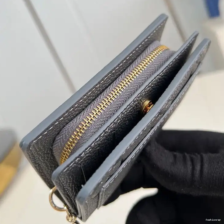 Fashionrepsfam ru 2411YA0222 Bags LV 0523